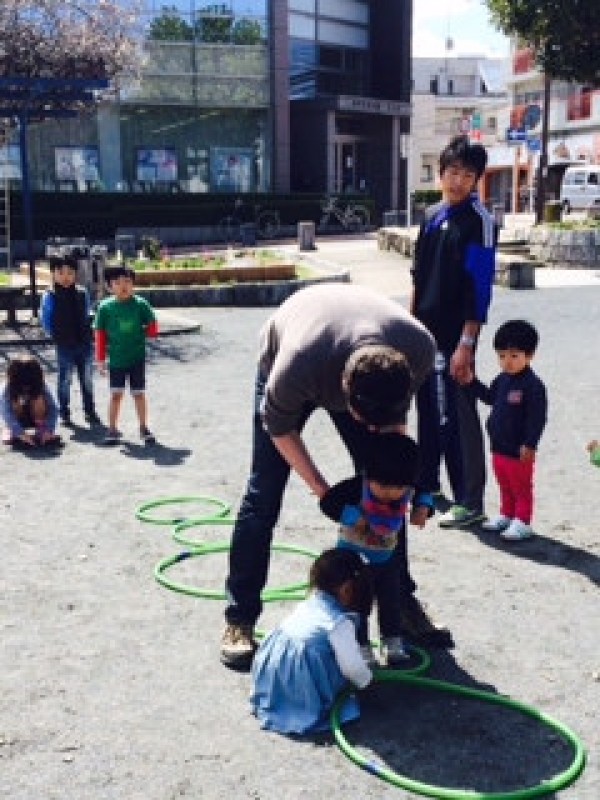 A sunny day at the park!ー英語でスポーツ体験サムネイル